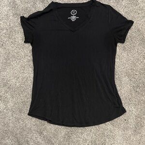 Maurices Black V-Neck Short Sleeve Tee